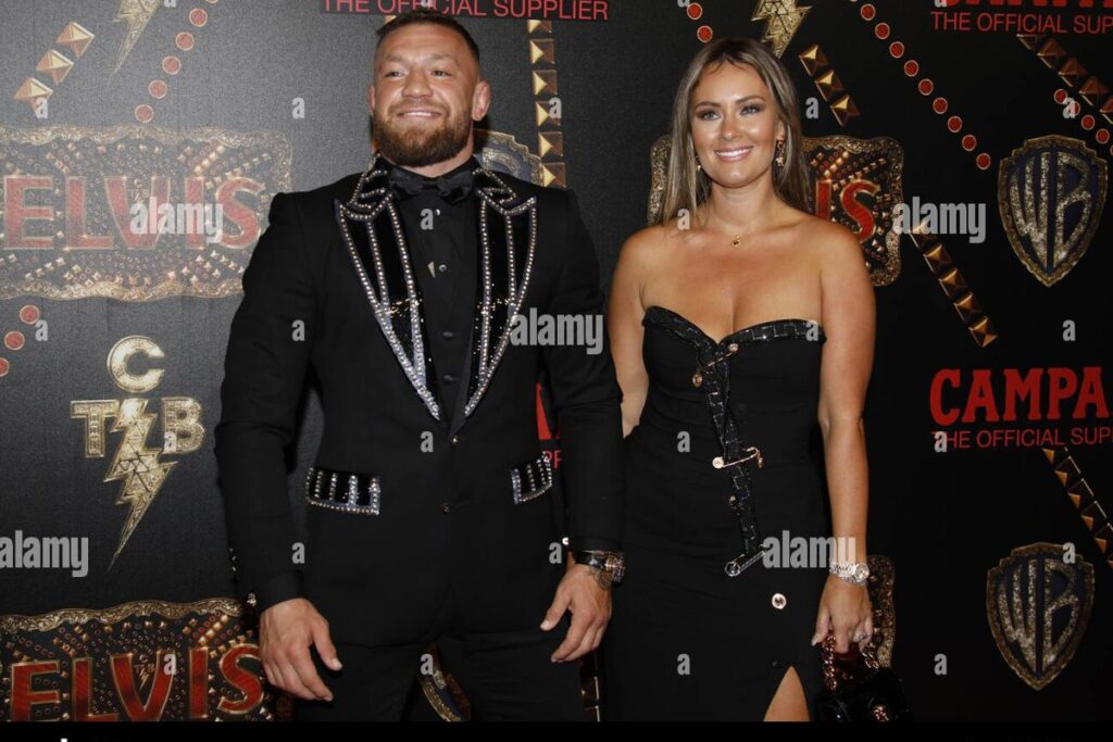 compagne conor mc gregor (6)