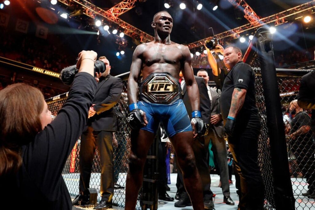 israel adesanya poids taille (9)