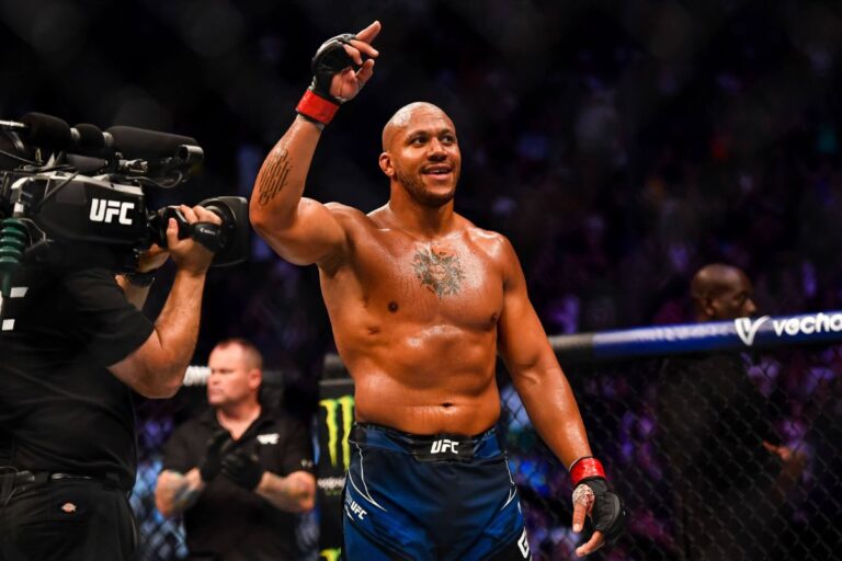 Quelle taille fait Ciryl Gane : Les détails complets de son physique imposant