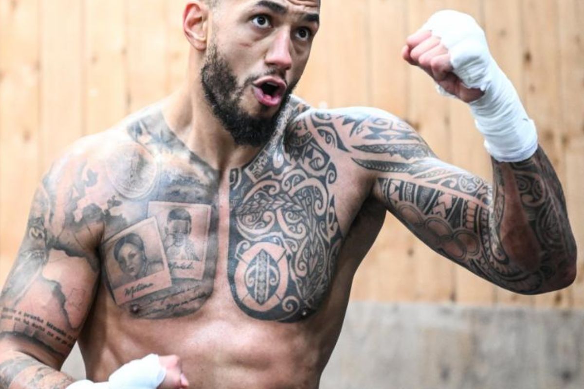 tony yoka combat